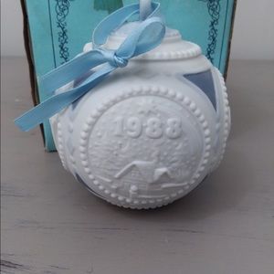 Vtg 1988 Lladro Porcelain Christmas Ornament W/Box